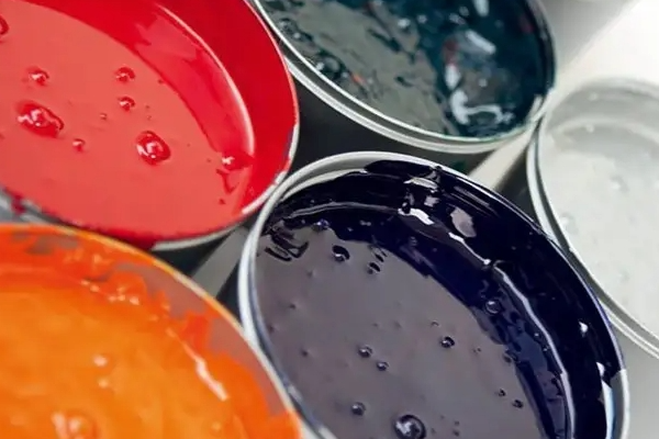 如何去除UV光油在固化后產(chǎn)生的刺鼻氣味