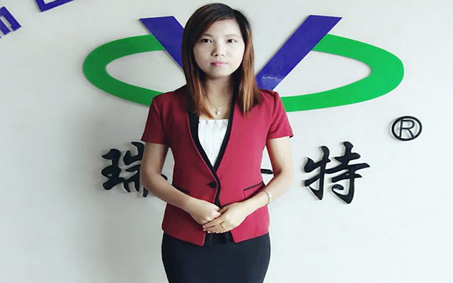 色母粒熒光增白劑應(yīng)用專家尹瑞方